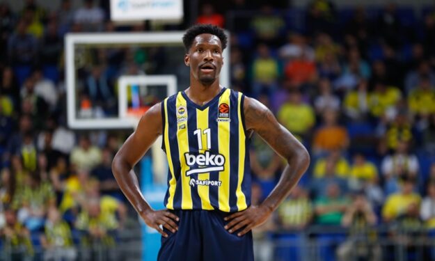 Nigel Hayes Davis'ten Ayrılık İddialarına Net Cevap